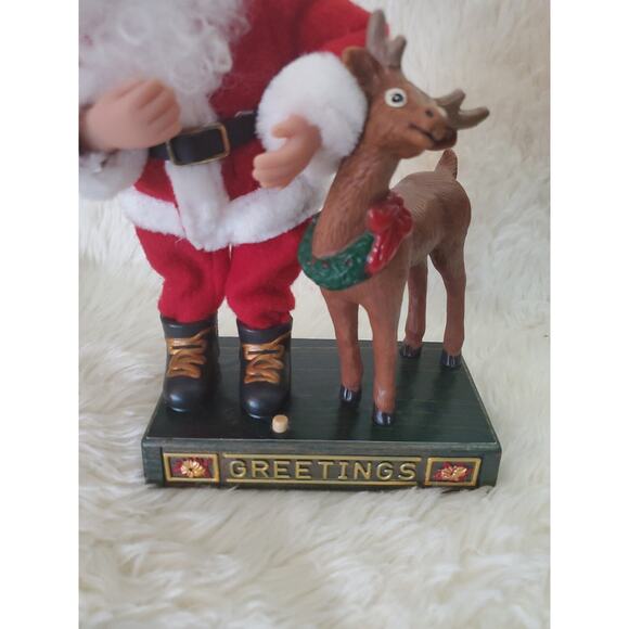 1999 Vintage Holiday Creations Musical Santa Scene w/reindeer - Picture 5 of 10